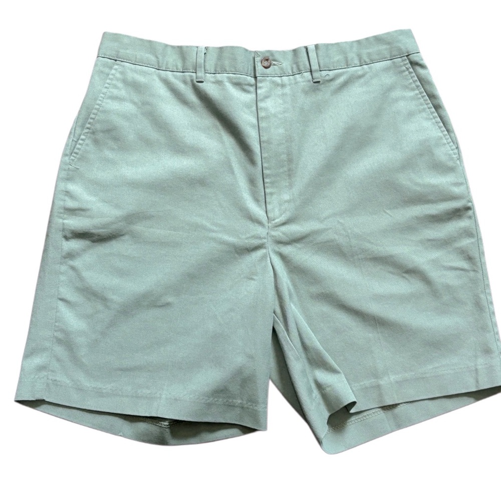 VINTAGE David Taylor Sage Green Shorts. Size 36